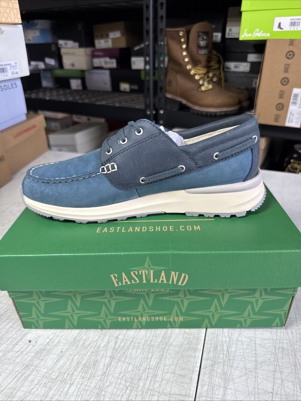 Women's 9.5 Eastland Leap Trainer Navy Blue Boat Shoe Sneakers
